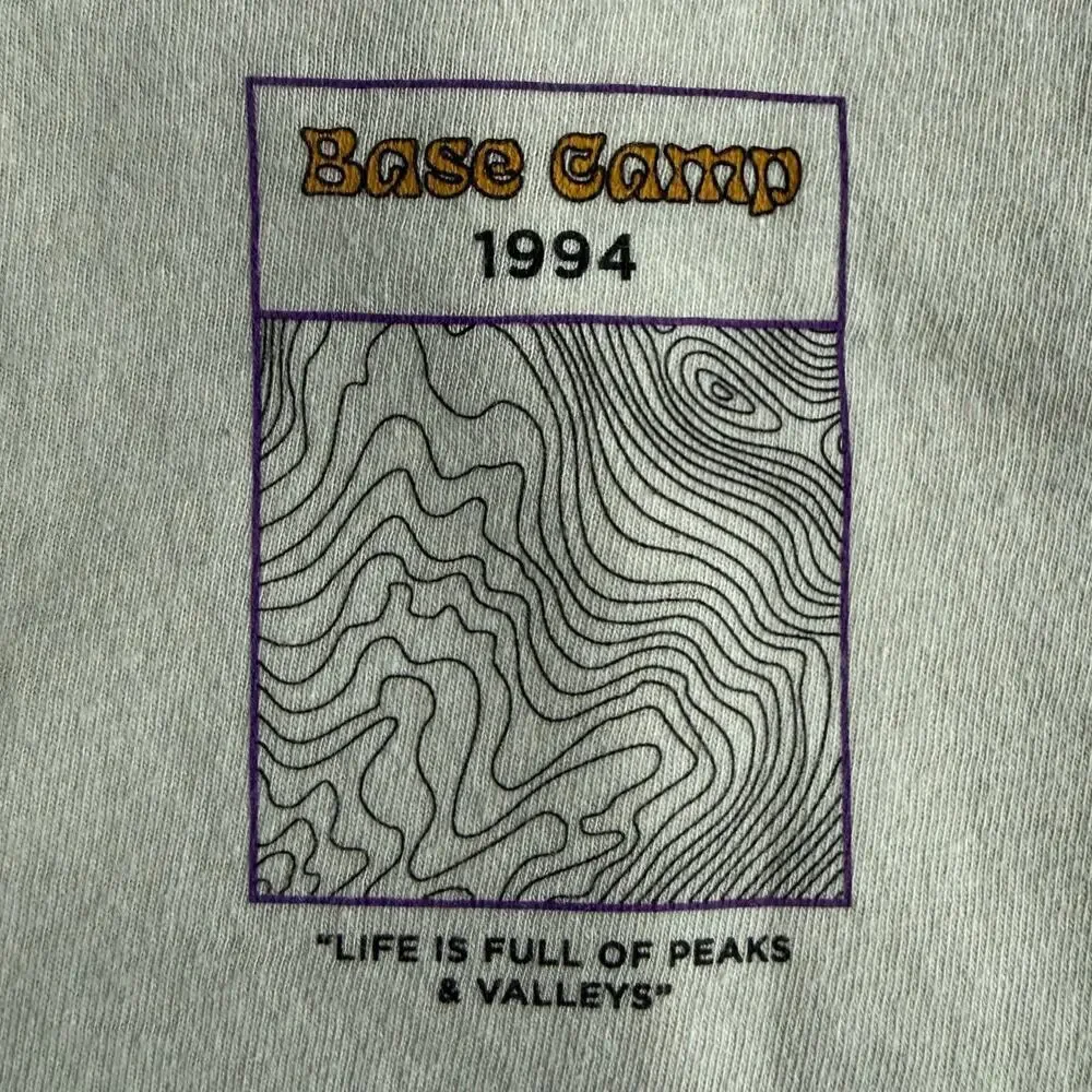 Old Navy Base Camp 1994 Graphic Tee NWT Mens Small White Back Print T Shirt - Picture 4 of 7